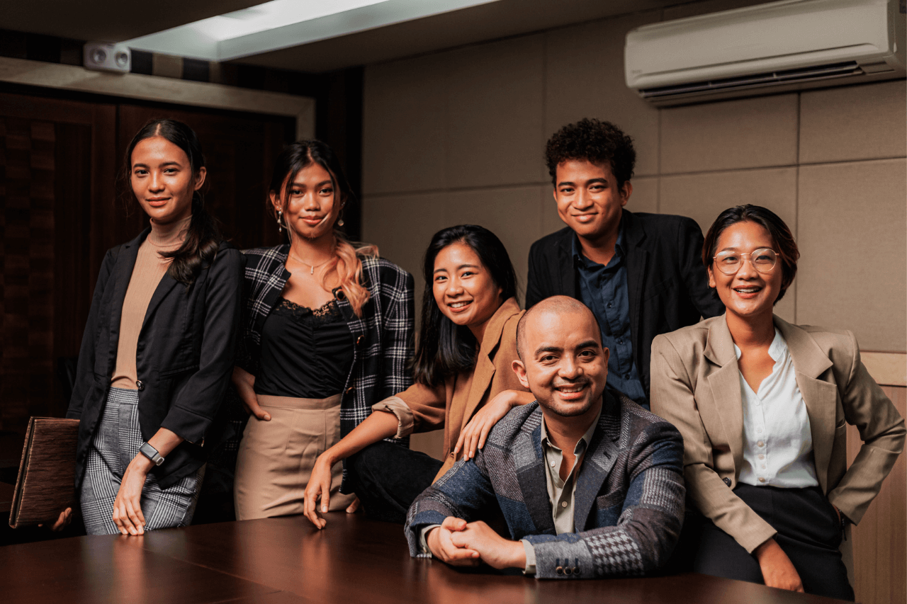 Image of Filipino Professionals